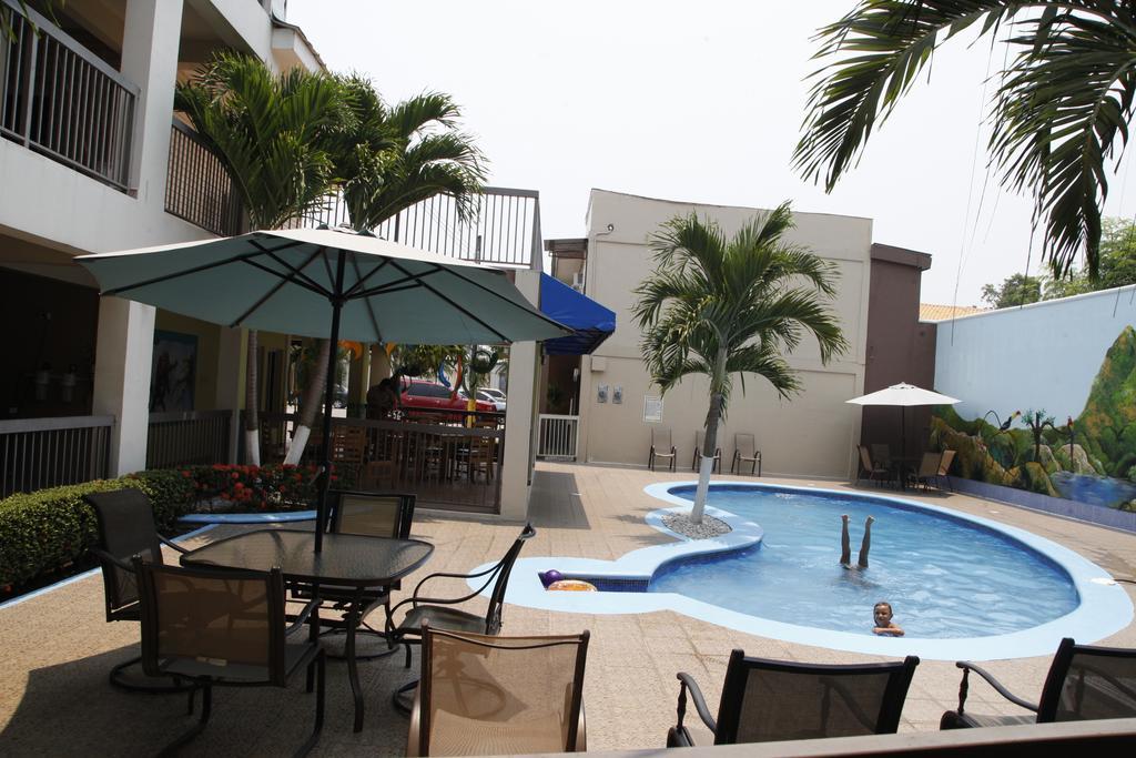لا سيبا Apart Hotel Pico Bonito المظهر الخارجي الصورة