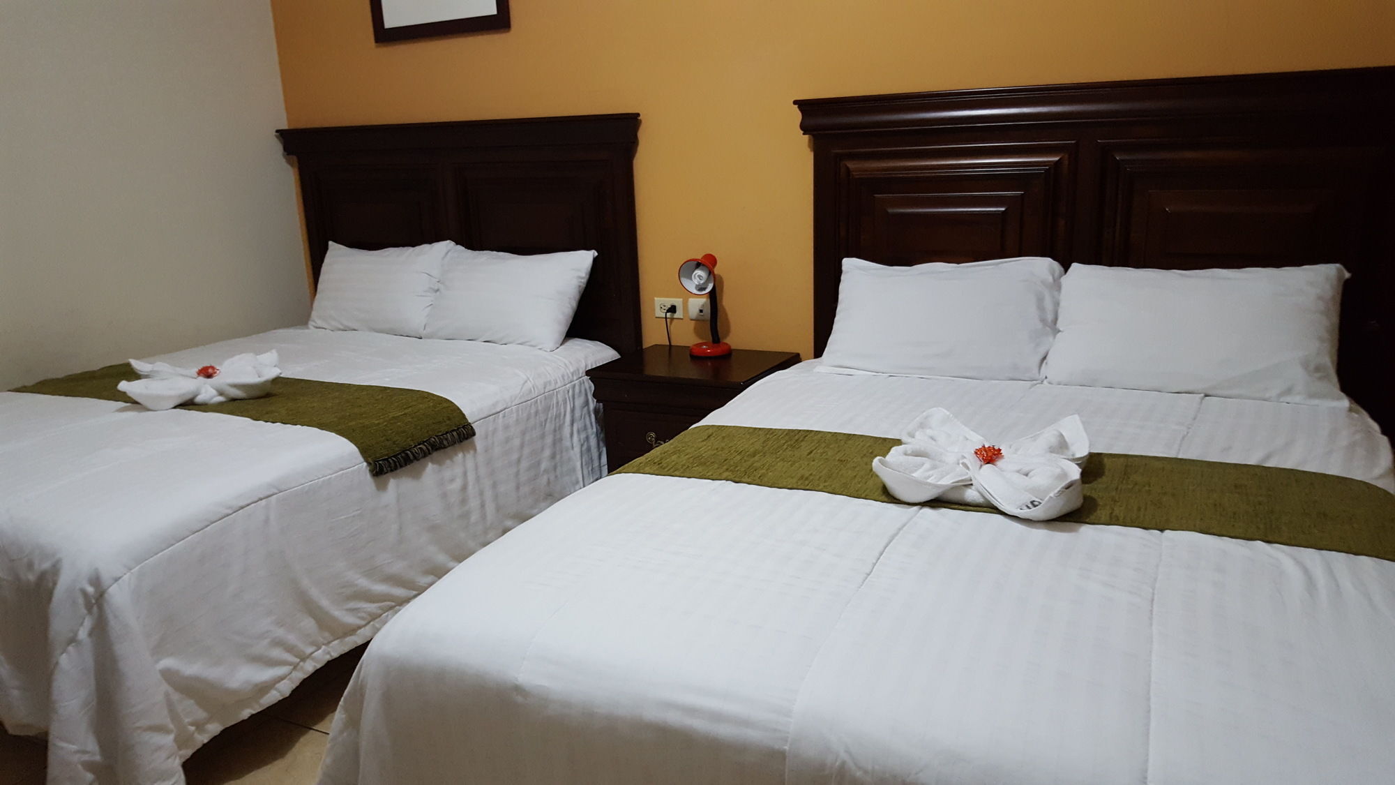 لا سيبا Apart Hotel Pico Bonito المظهر الخارجي الصورة